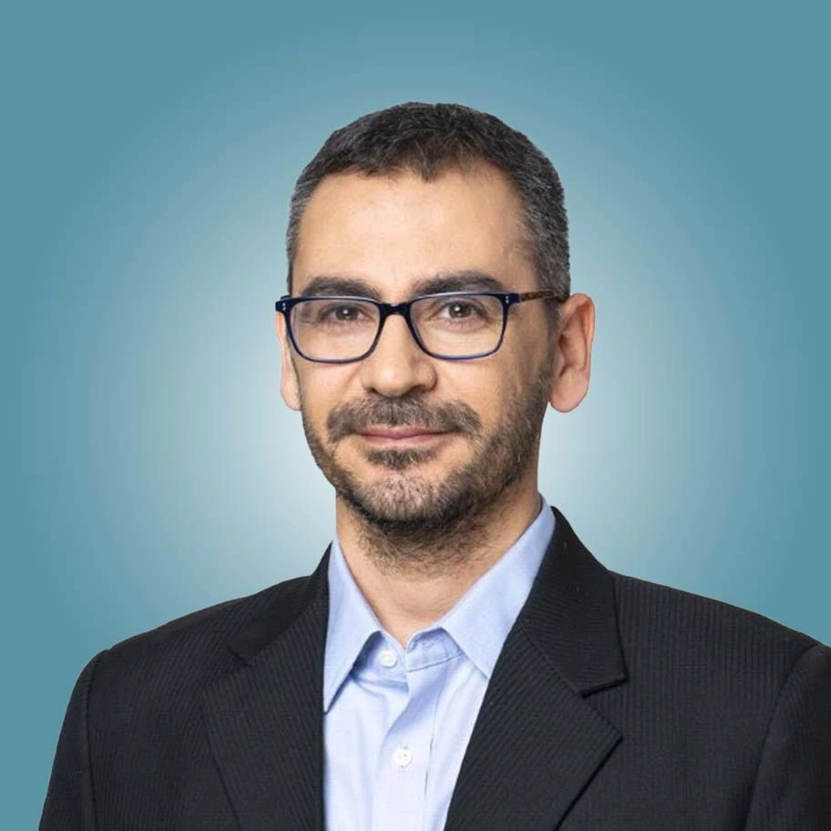 Run Almog speaker